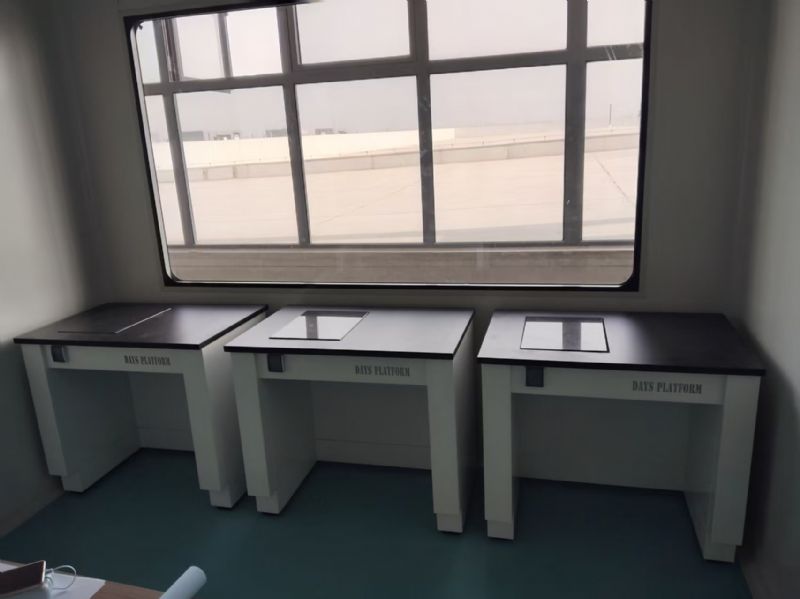 實驗臺廠家